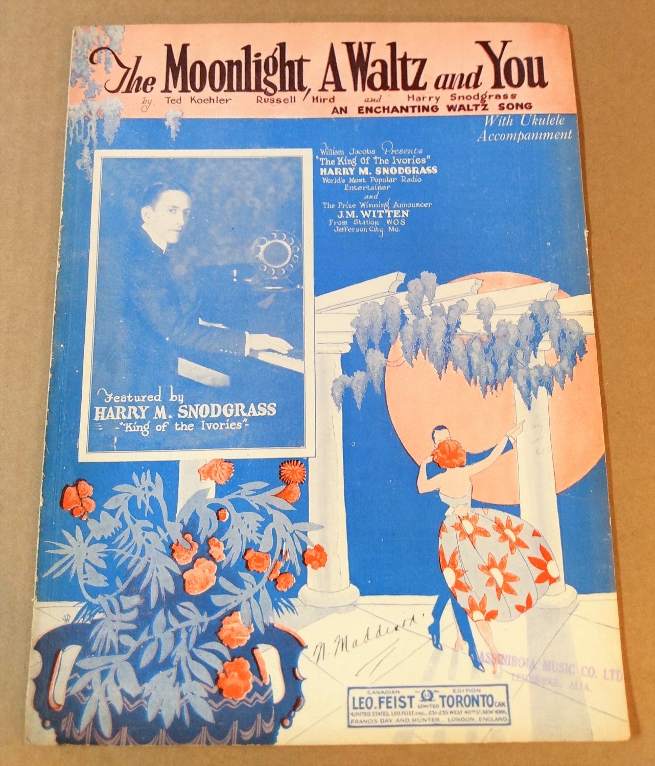 THE MOONLIGHT, A WALTZ AND YOU Piano Vocal Ukulele Sheet Music Â© 1925