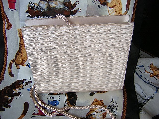 Shirred beige satin vintage evening bag satin rope cord ll1543
