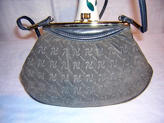 Sculpted gray suede purse elegance from Spain as new vintage ll1557
