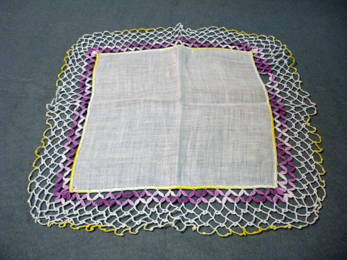 White linen hanky with lavish crocheted edging vintage ll1462