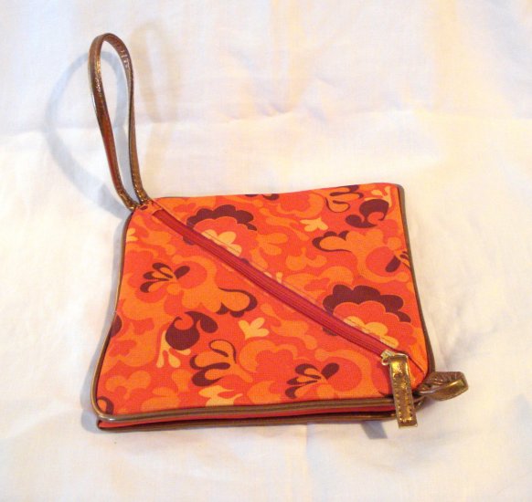 Octahedral shaped wristlet orange mod design fabric pre-owned ll2915