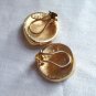 BSK flat straw hat shaped earrings clip on gold tone vintage ll3107