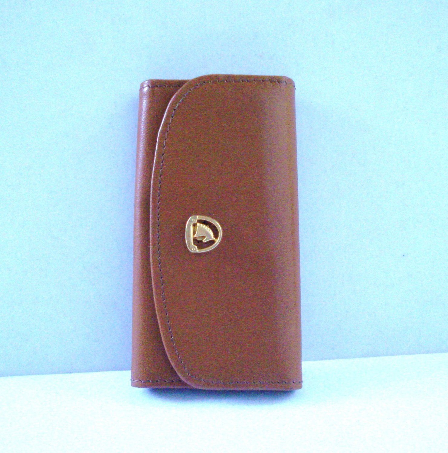 Shane leather key case holds 4 keys dark tan preowned ll3175