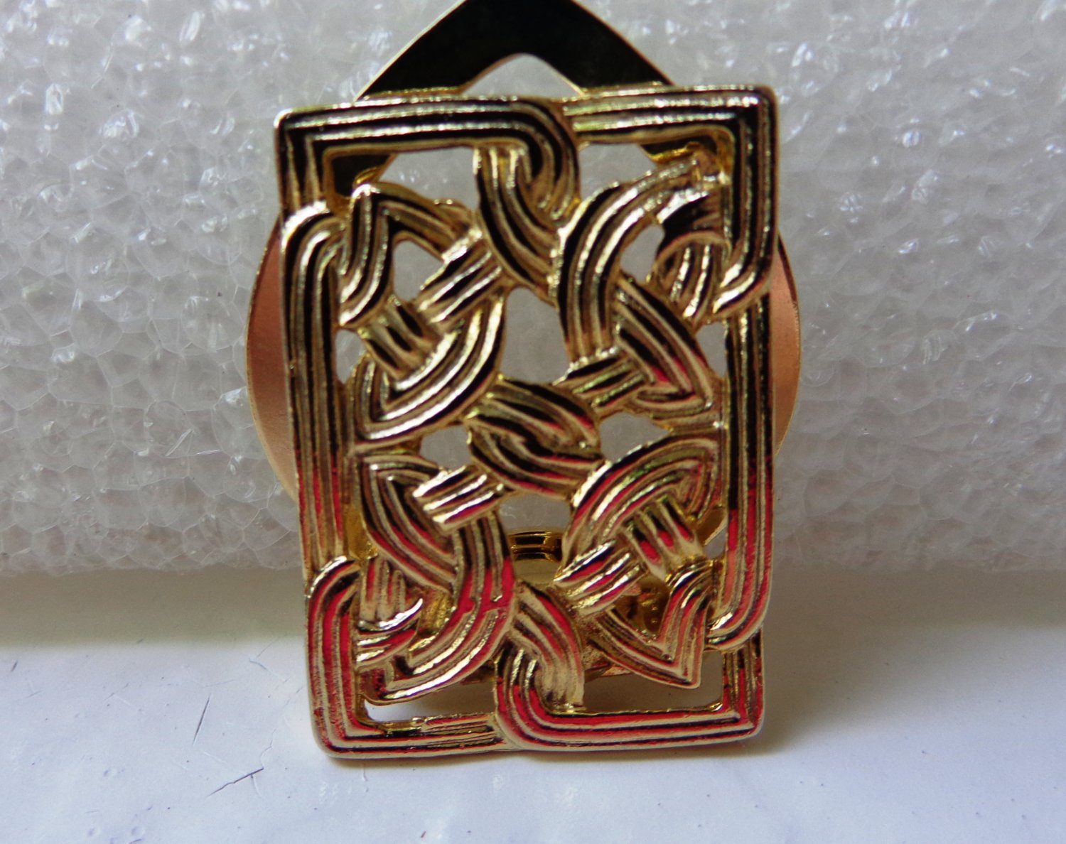 Celtic knot gold tone scarf clip braided rectangular vintage ll3337