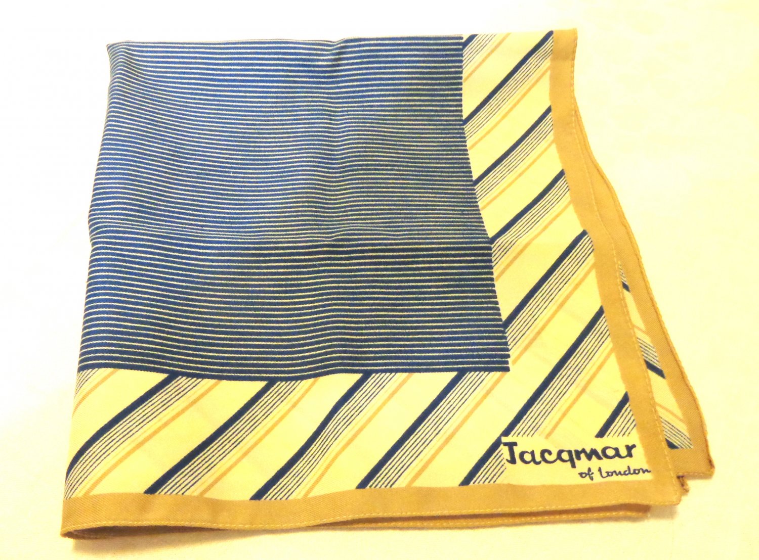 Jacqmar of London polyester square scarf machine wash 20 inches navy tan pin stripes vintage ll3542