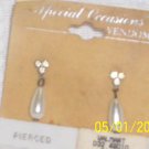 Earrings,pierced