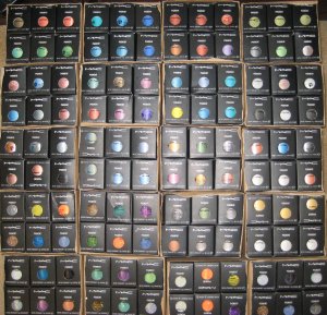 "M.A.C." FULL SIZED PIGMENT- FREE SHIPPING!