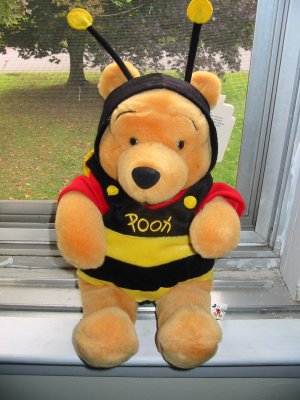 Pooh Bumble Bee Pooh Plush Toy From Walt Disney World
