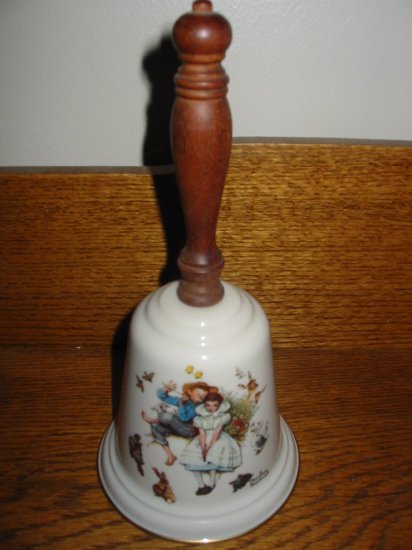 Loves Harmony Collector Bell by Gorham Norman Rockwell Dated 1975 Vintage