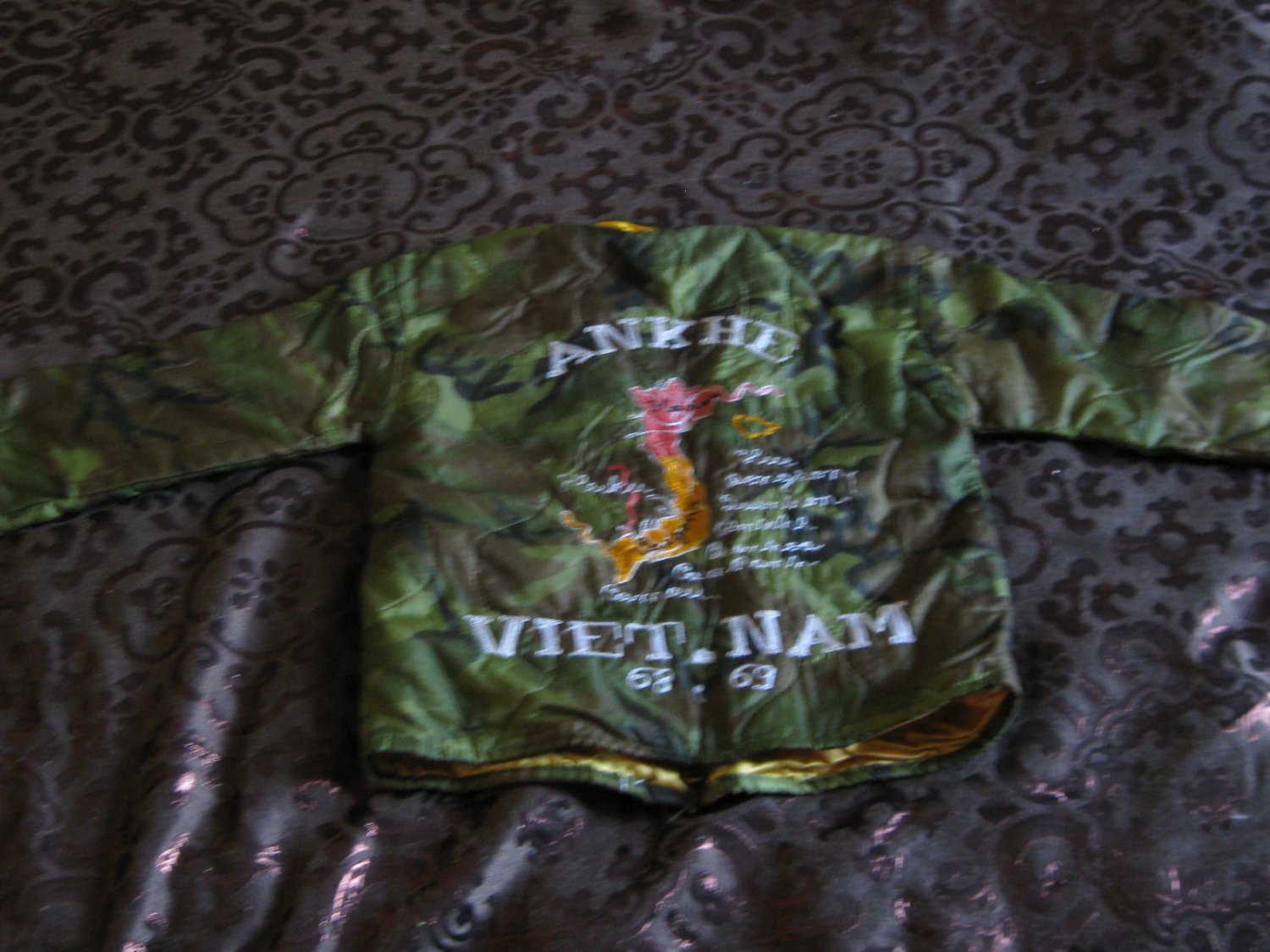 Vintage Vietnam War Childs Tour Souvenir Jacket Embroidered Never Worn Kid