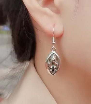 Hanging Female Genitals Earring