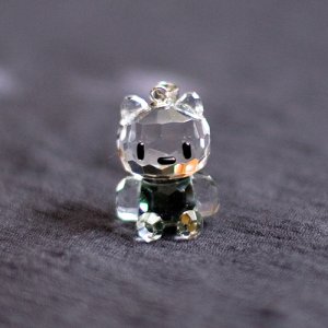 Real crystal kitty in smoke