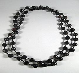 44". Esolo Seed necklace