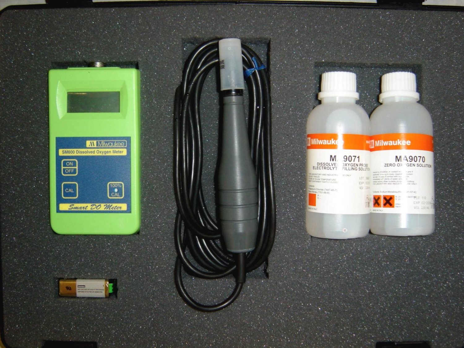 Milwaukee AQ600 Dissolved Oxygen Meter Kit 