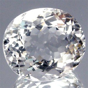 11.98 Ct. Beautiful Clean Natural White QUARTZ Brazil