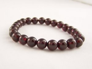 Natural garnet  bracelet -8mm
