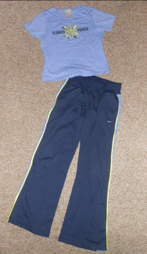 NIKE Blue Short Sleeved Top Navy Athletic Pants Outfit Girls Size 14 L (#870)