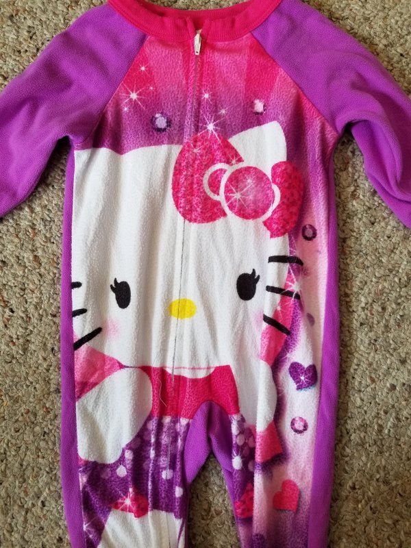 Purple and Pink HELLO KITTY Fleece Blanket Sleeper Girls Size 18 months