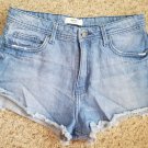 FOREVER 21 Distressed Denim Jeans Short Shorts Juniors Size 28 (approx size 7-9)