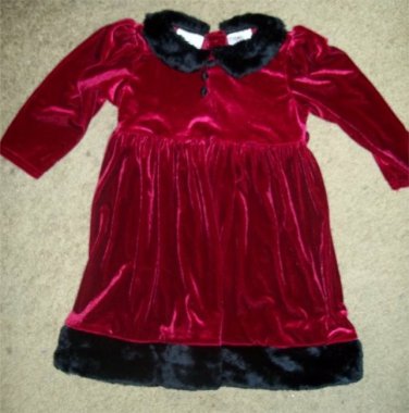 ROSE COTTAGE Red Velvet with Faux Fur Trim Dress Girls 24 months / 2T