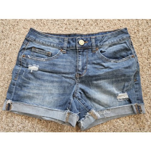 SO Distressed Denim Jeans Shorts Juniors Size 9