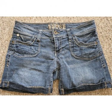 TRUCE Distressed Embroidered Denim Shorts Juniors Size 7