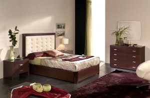 Straight Lines Contemporary Bedroom Set Alicante