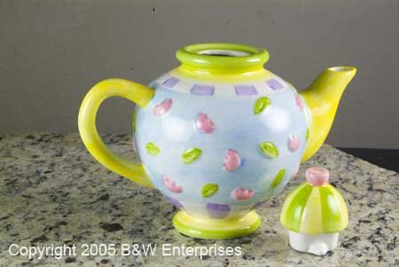 oneida ceramic teapot