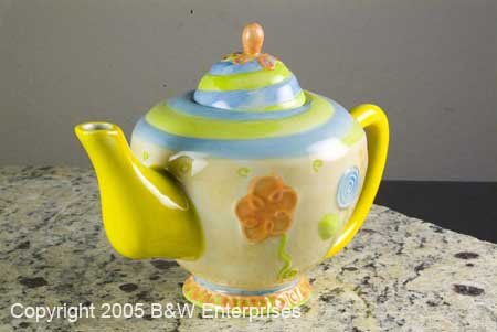 oneida ceramic teapot