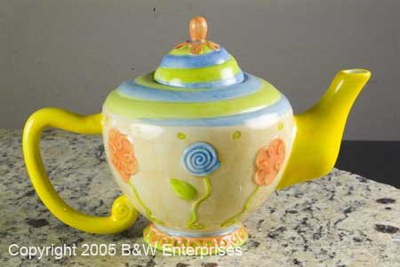 oneida ceramic teapot