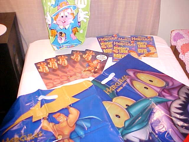 LOT OF MIXED MCDONALDS AND DISNEY ITEMS COLLECTIBLES