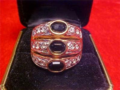 Vintage mens 18k black onyx ring
