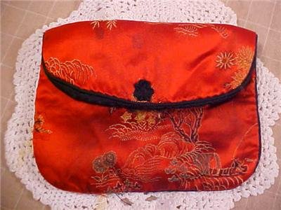 VINTAGE CHINESE SILK CLUTCH PURSE Hand Embroidered