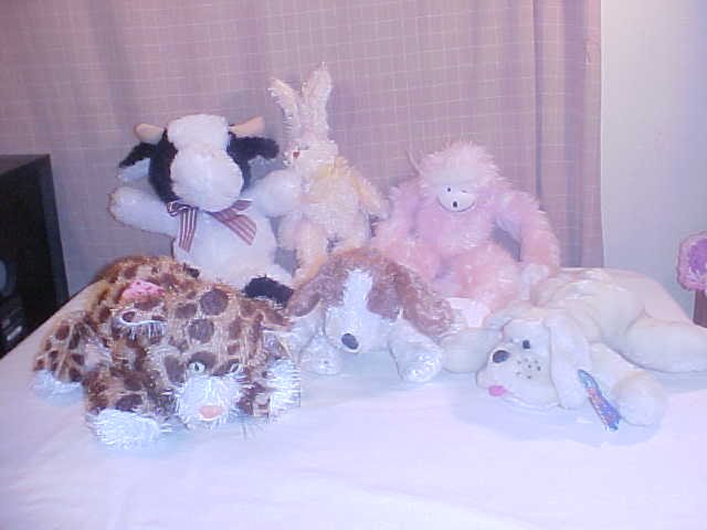LOT OF PLUSH TOYS GREAT FOR DIAPER CAKE MAKERS