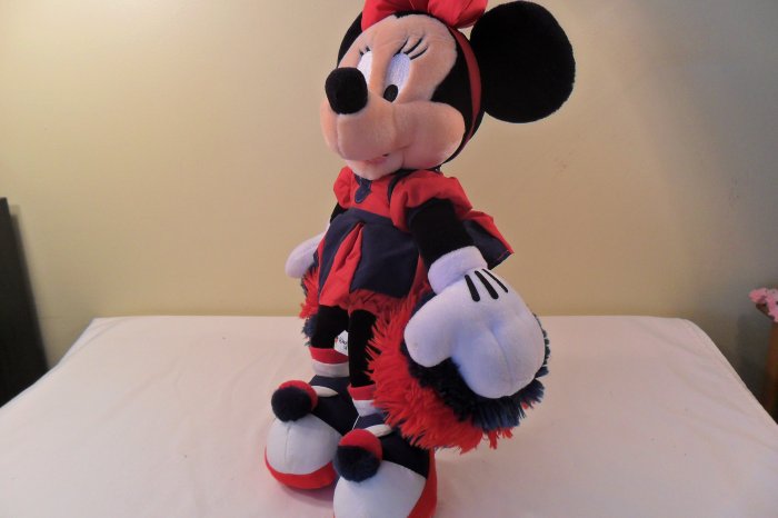 minnie mouse cheerleader plush