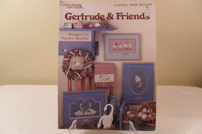 1986 LEISURE ARTS CROSS STITCH BOOK GERTRUDE AND FRIENDS #468