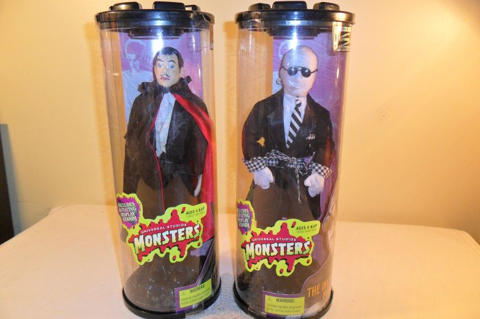 2 1998 universal studios monsters son of dracula,invisible man dolls