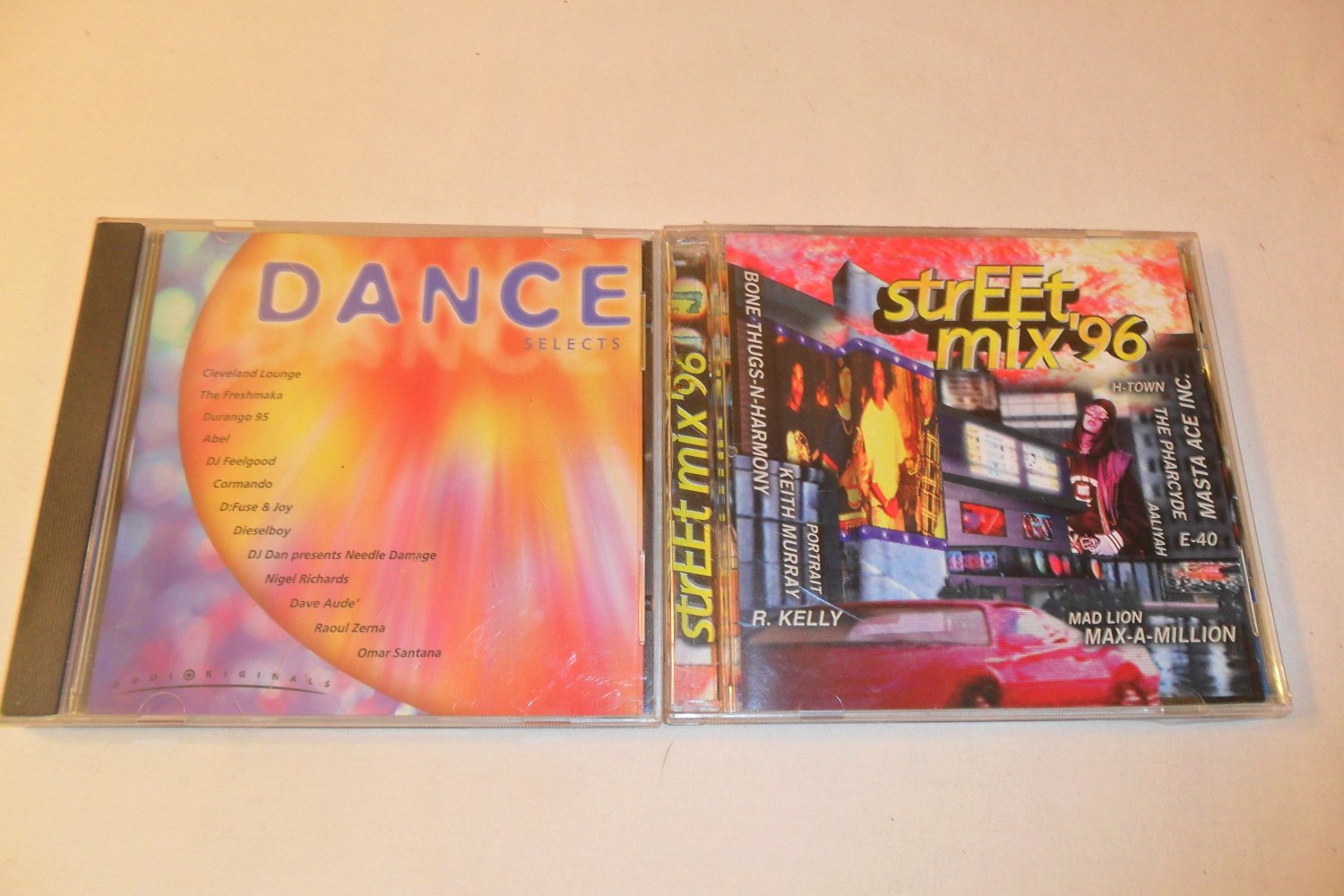 Lot of 2 CDs Street Mix 96 and Dance selects
