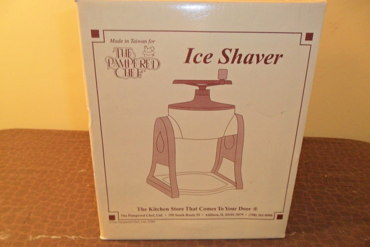 NIB The Pampered Chef Ice Shaver