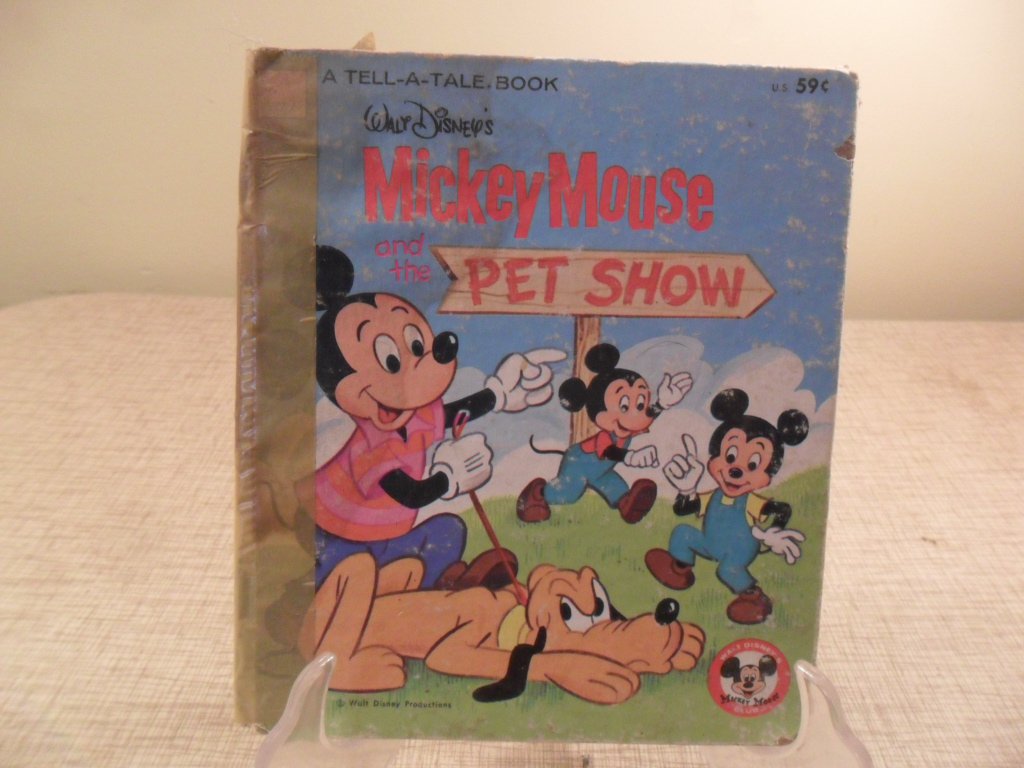 1976 Walt Disney Mickey Mouse And The Pet Show Book