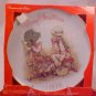 1979 MERRY CHRISTMAS HOLLY HOBBIE COLLECTOR PLATE MIB