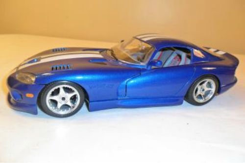 Dodge Viper GTS Coupe Blue Maisto 1:18 Scale Diecast Model Car