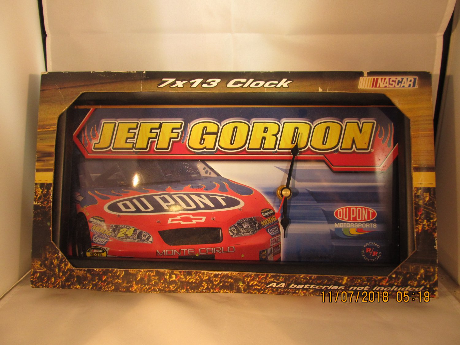2005 MIB Jeff Gordon Nascar 7x13 Clock