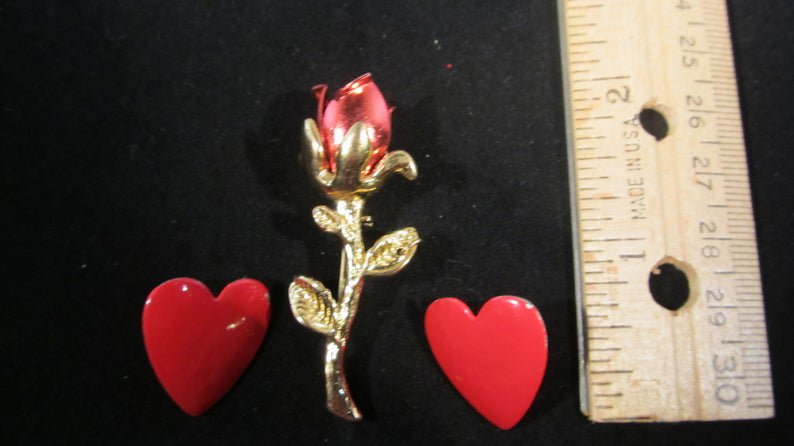 Vintage Rose Pendant and Red Heart Earrings