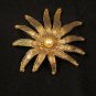 Vintage Gold Tone Pearl Flower Brooch pendant