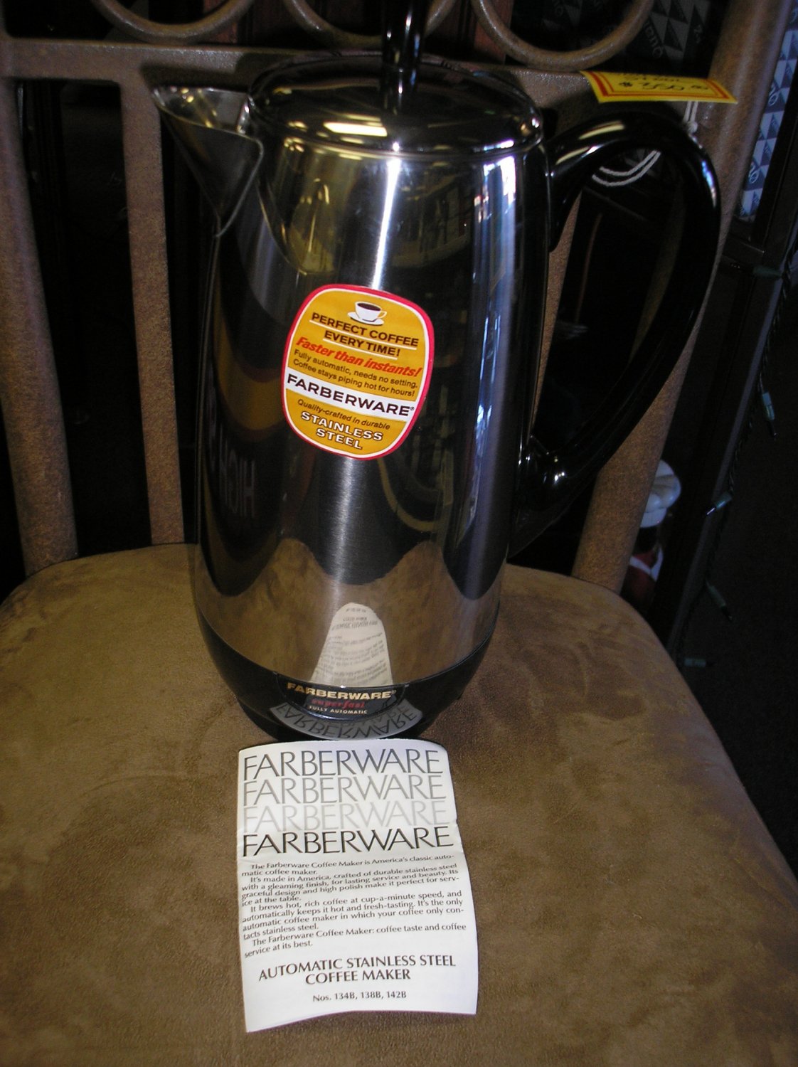 FARBERWARE 412 CUP STAINLESS STEEL AUTOMATIC PERCOLATOR MODEL 142B