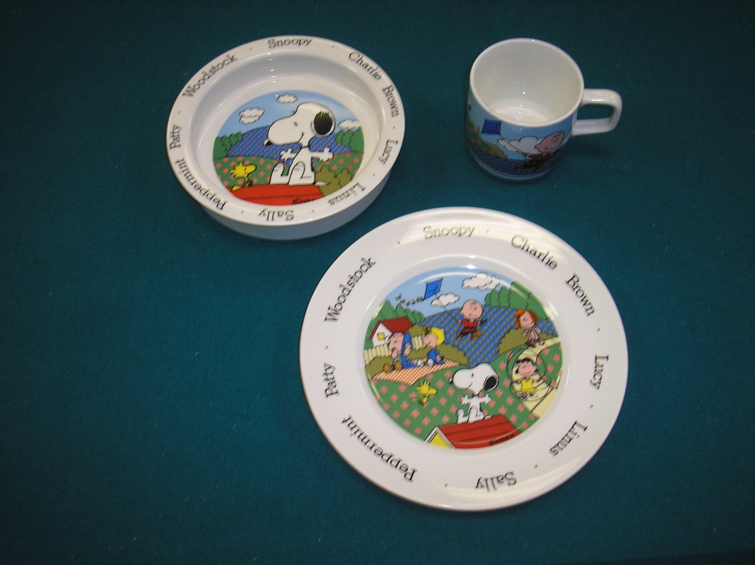 PEANUTS CHARLIE BROWN SNOOPY CHILD SETPLATE BOWL MUGANOTHER