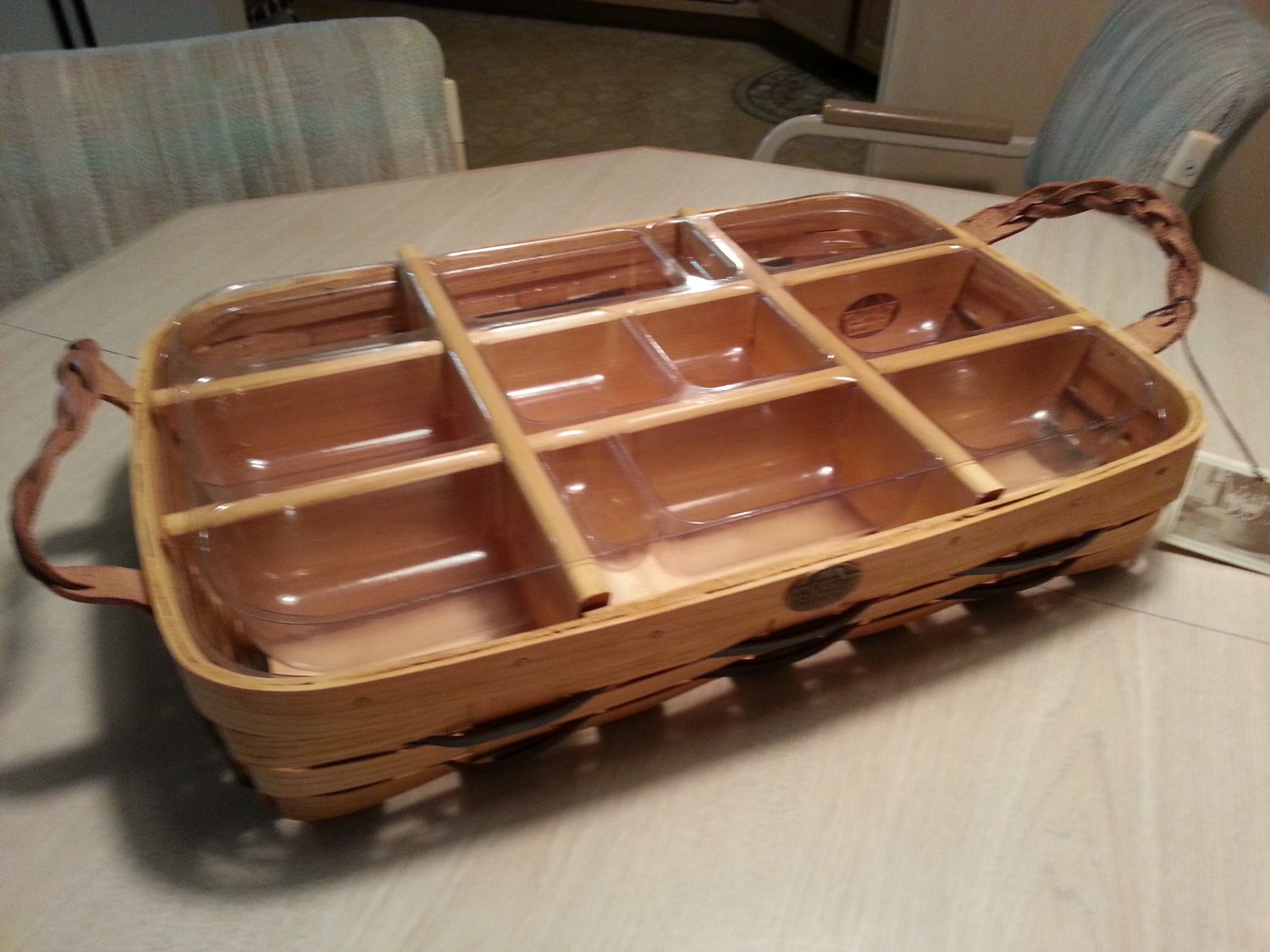 PETERBORO BUFFET SERVER BASKET w/ WOODEN INSERT & 12 COMPARTMENT