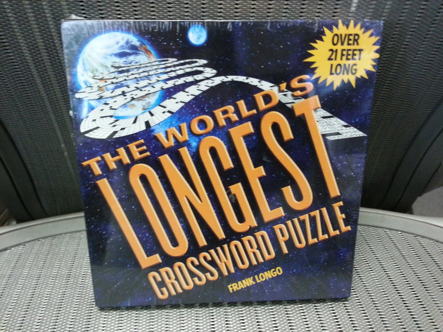 The World s Longest Crossword Puzzle Book By Frank Longo 2 439 Answers 
