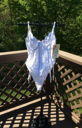 Intimate Attitudes White Stretch Lace Teddy with Snap Crotch and Garters - Sz 1X - NWT!